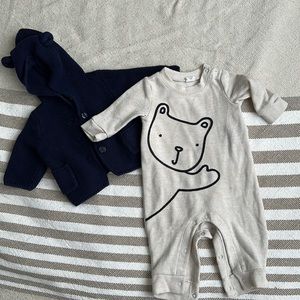 Gap Baby Brannan bear knit sweater and one piece